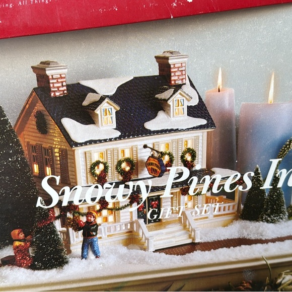 Department 56 Snowy Pines Inn Gift Set with White and Brown...